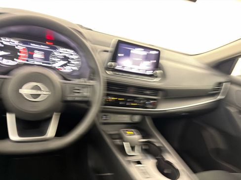 Certified 2024 Nissan Rogue S FWD image 18