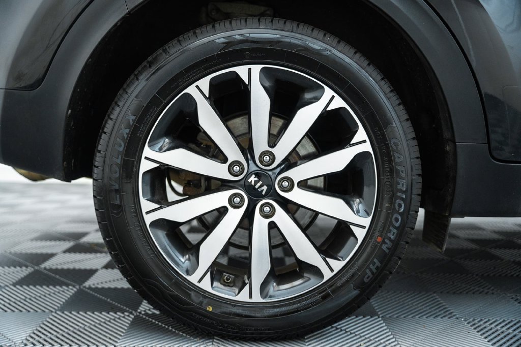 Used 2018 Kia Sportage EX w/ EX Premium Package AWD/4WD image 19
