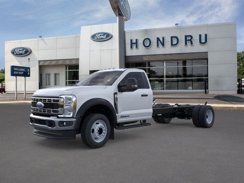 New 2025 Ford F550 XL image 1