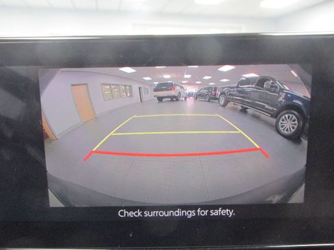 Used 2024 MAZDA MAZDA3 s FWD image 29