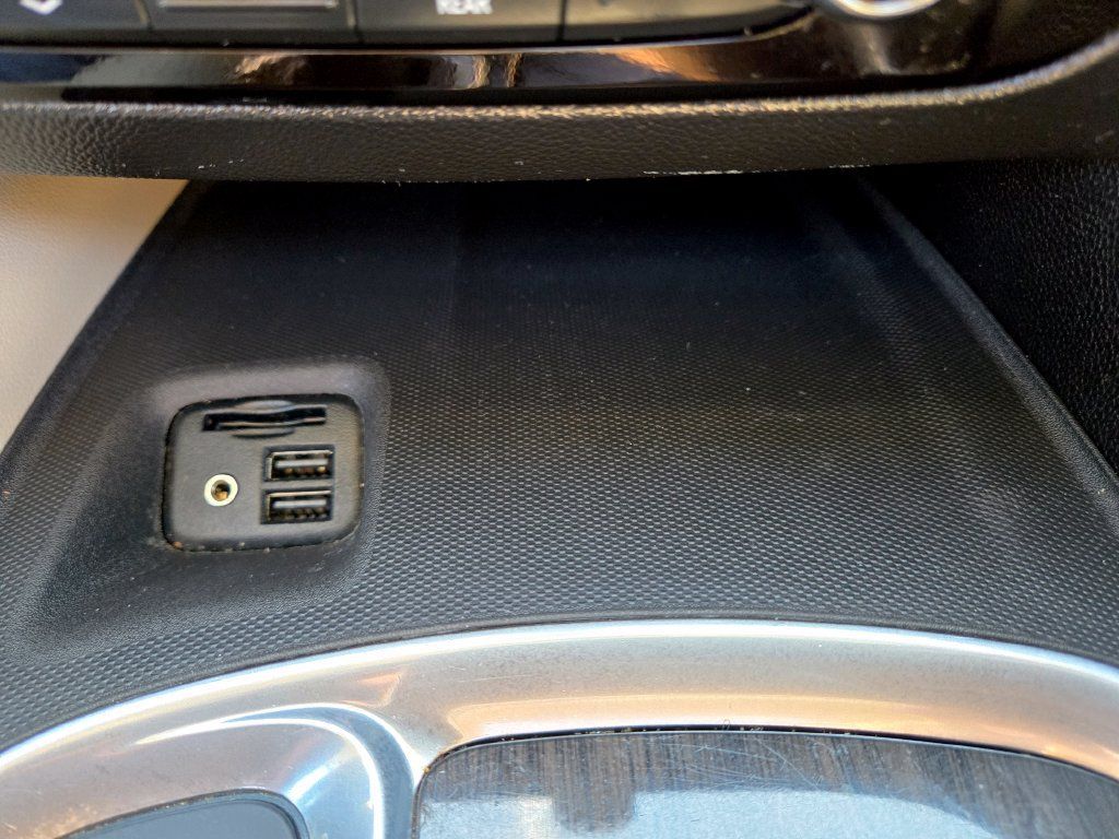Used 2020 Buick Enclave Premium w/ Sun and Sites Package FWD image 41