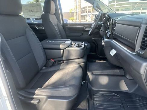 New 2026 GMC Sierra 1500 Elevation image 29