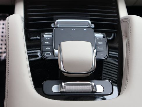 New 2026 Mercedes-Benz GLE 53 AMG 4MATIC Coupe image 21