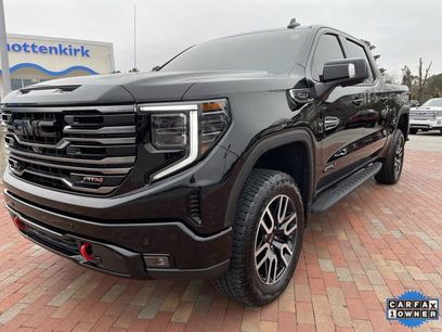 Used 2025 GMC Sierra 1500 AT4 w/ AT4 Premium Package