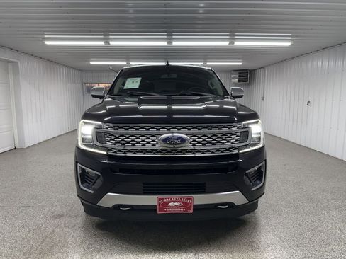 Used 2019 Ford Expedition Max Platinum image 2