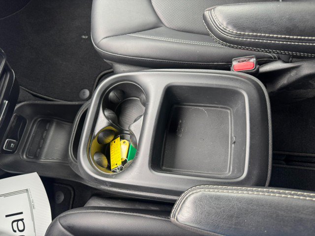 Used 2026 Chrysler Pacifica Select FWD image 28