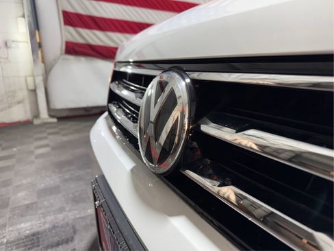 Used 2021 Volkswagen Tiguan S image 18