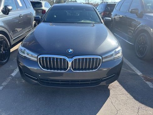 Used 2021 BMW 530i xDrive w/ Convenience Package image 2