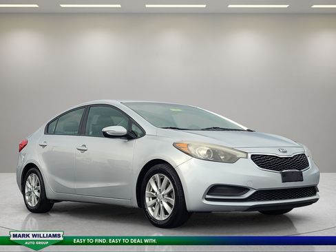 Used 2015 Kia Forte LX w/ Popular Package FWD image 1