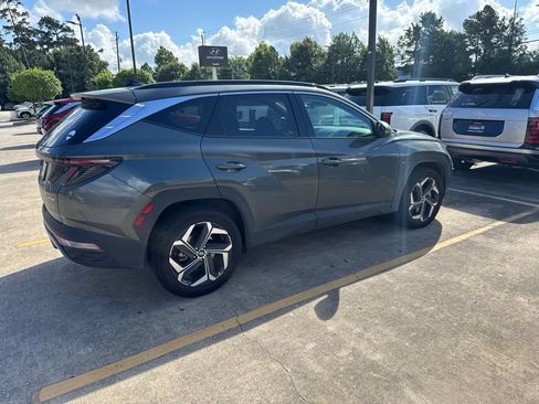 Used 2023 Hyundai Tucson Limited AWD/4WD image 2