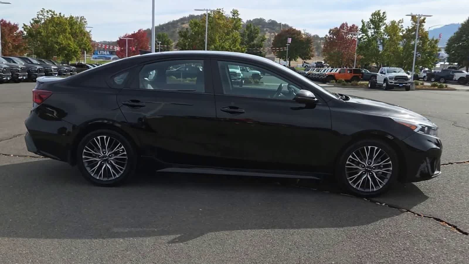 Used 2023 Kia Forte GT-Line FWD image 9