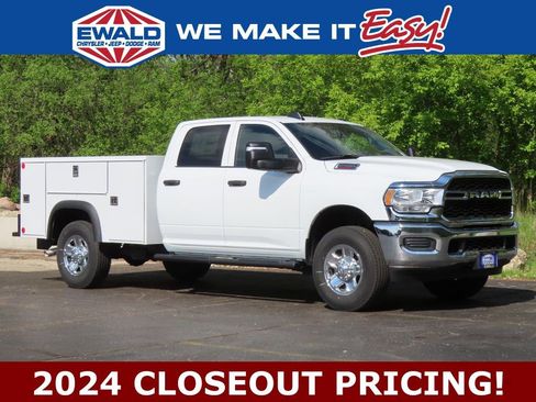New 2024 RAM 2500 Tradesman w/ Chrome Appearance Group image 1