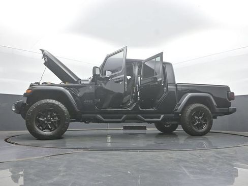 Used 2022 Jeep Gladiator Sport AWD/4WD image 57