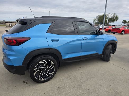 Used 2025 Chevrolet TrailBlazer RS w/ Convenience Package image 3