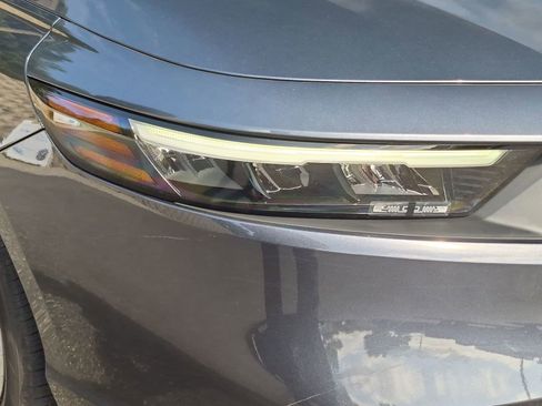 Used 2023 Honda Accord LX image 10