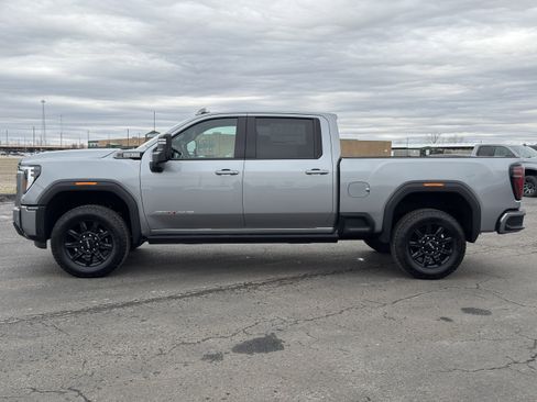 New 2026 GMC Sierra 2500 AT4 w/ AT4 Premium Plus Package image 6