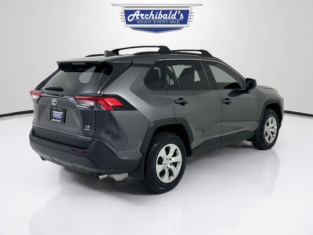 Used 2021 Toyota RAV4 LE AWD/4WD image 8