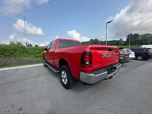 Used 2026 RAM 2500 Big Horn AWD/4WD image 32