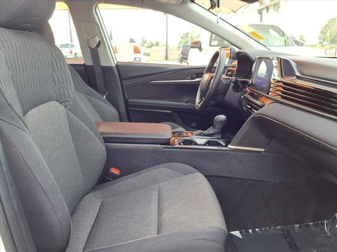 Used 2025 Toyota Camry LE image 22