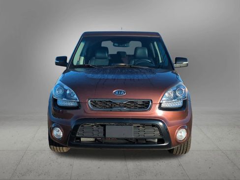 Used 2012 Kia Soul ! w/ Red Rock Special Edition Pkg image 9