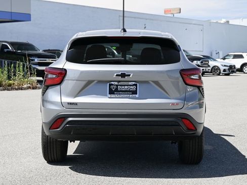 New 2026 Chevrolet Trax RS image 5