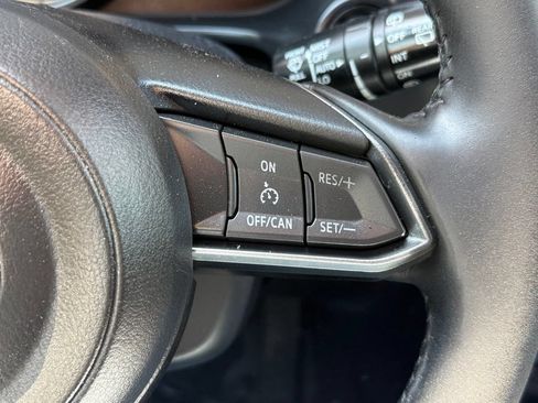 Used 2018 MAZDA MAZDA3 Touring FWD image 25
