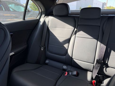 Used 2024 Mercedes-Benz C 300 4MATIC Sedan image 39