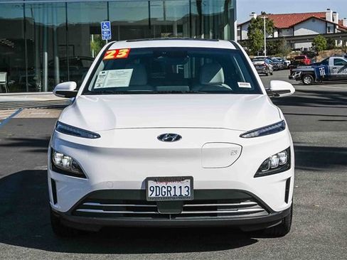 Certified 2023 Hyundai Kona Limited image 2