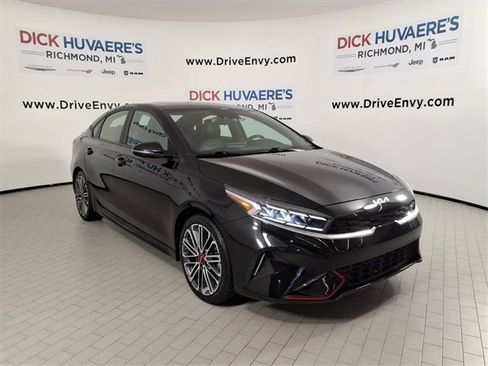 Used 2023 Kia Forte GT image 3