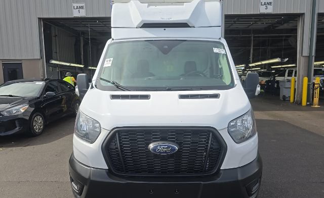 Used 2022 Ford Transit 350 w/ Upfitter Package RWD image 3