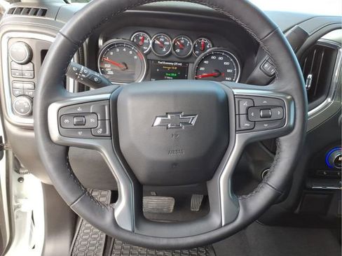 Used 2022 Chevrolet Silverado 1500 RST w/ Rally Edition AWD/4WD image 19