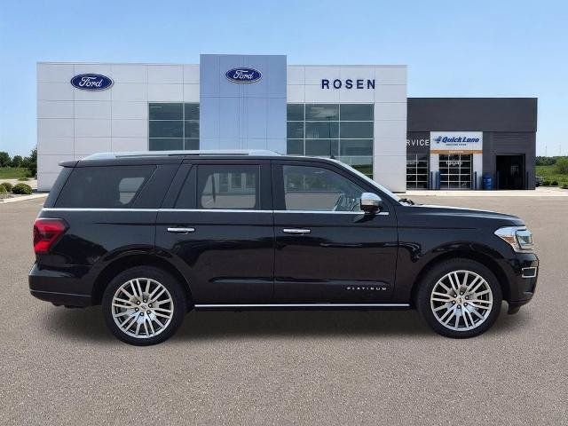 Certified 2023 Ford Expedition Platinum AWD/4WD image 2