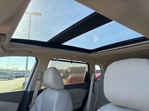 Certified 2021 Nissan Rogue SL image 29