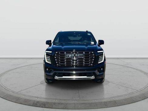 Used 2026 GMC Yukon XL Denali Ultimate AWD/4WD image 3