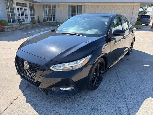 Used 2023 Nissan Sentra SR w/ Midnight Edition Package FWD image 2