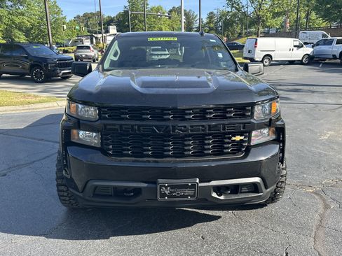Used 2021 Chevrolet Silverado 1500 Custom AWD/4WD image 2