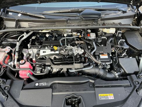 Used 2025 Toyota Prius LE image 29