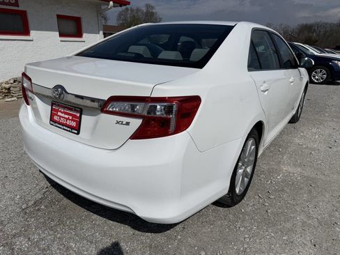 Used 2012 Toyota Camry XLE image 4