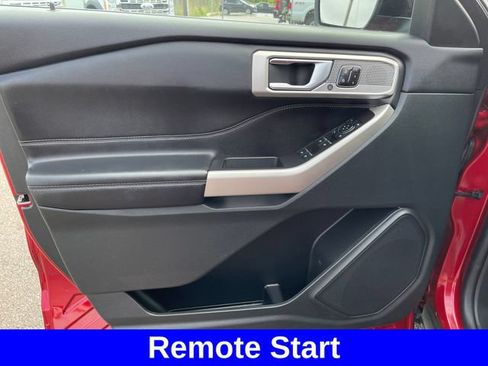 Used 2023 Ford Explorer Limited w/ Equipment Group 301A AWD/4WD image 10