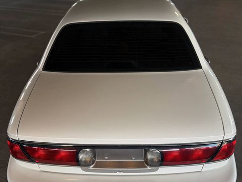 Used 1999 Buick Le Sabre Custom w/ Headliner Lighting Pkg FWD image 21