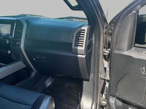 Used 2020 Ford F150 Raptor w/ Equipment Group 802A Luxury AWD/4WD image 18