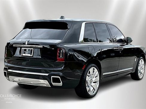 Certified 2025 Rolls-Royce Cullinan image 2