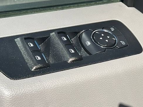 Used 2020 Ford F150 XLT w/ Equipment Group 302A Luxury AWD/4WD image 17