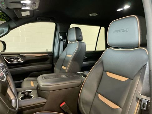 Used 2024 GMC Yukon AT4 w/ LPO, Floor Liner Package AWD/4WD image 11