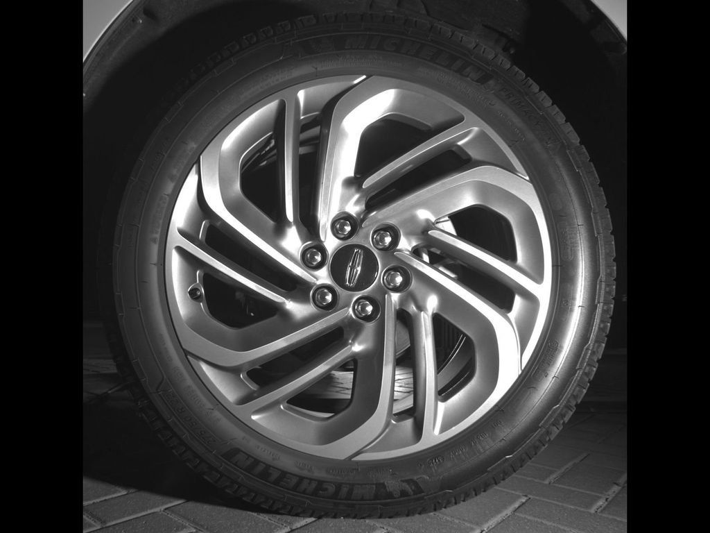 Used 2025 Lincoln Navigator Reserve AWD/4WD image 12