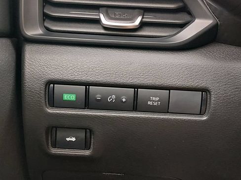 Certified 2025 Nissan Sentra S FWD image 24