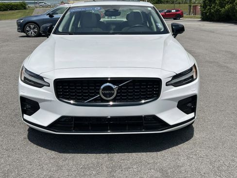 Certified 2024 Volvo S60 B5 Plus w/ Climate Package AWD/4WD image 8