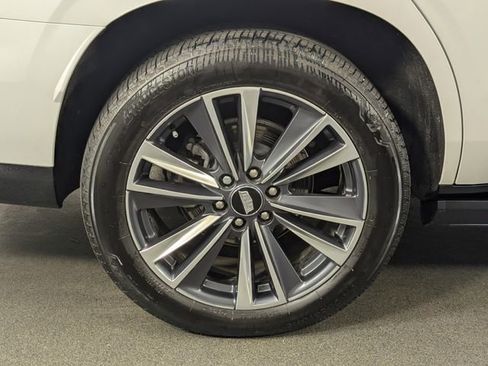 Used 2025 Cadillac Escalade Sport w/ Touring Package AWD/4WD image 13