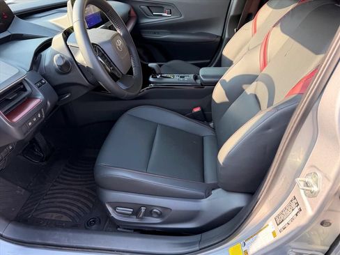 Used 2024 Toyota Prius Prime FWD image 14