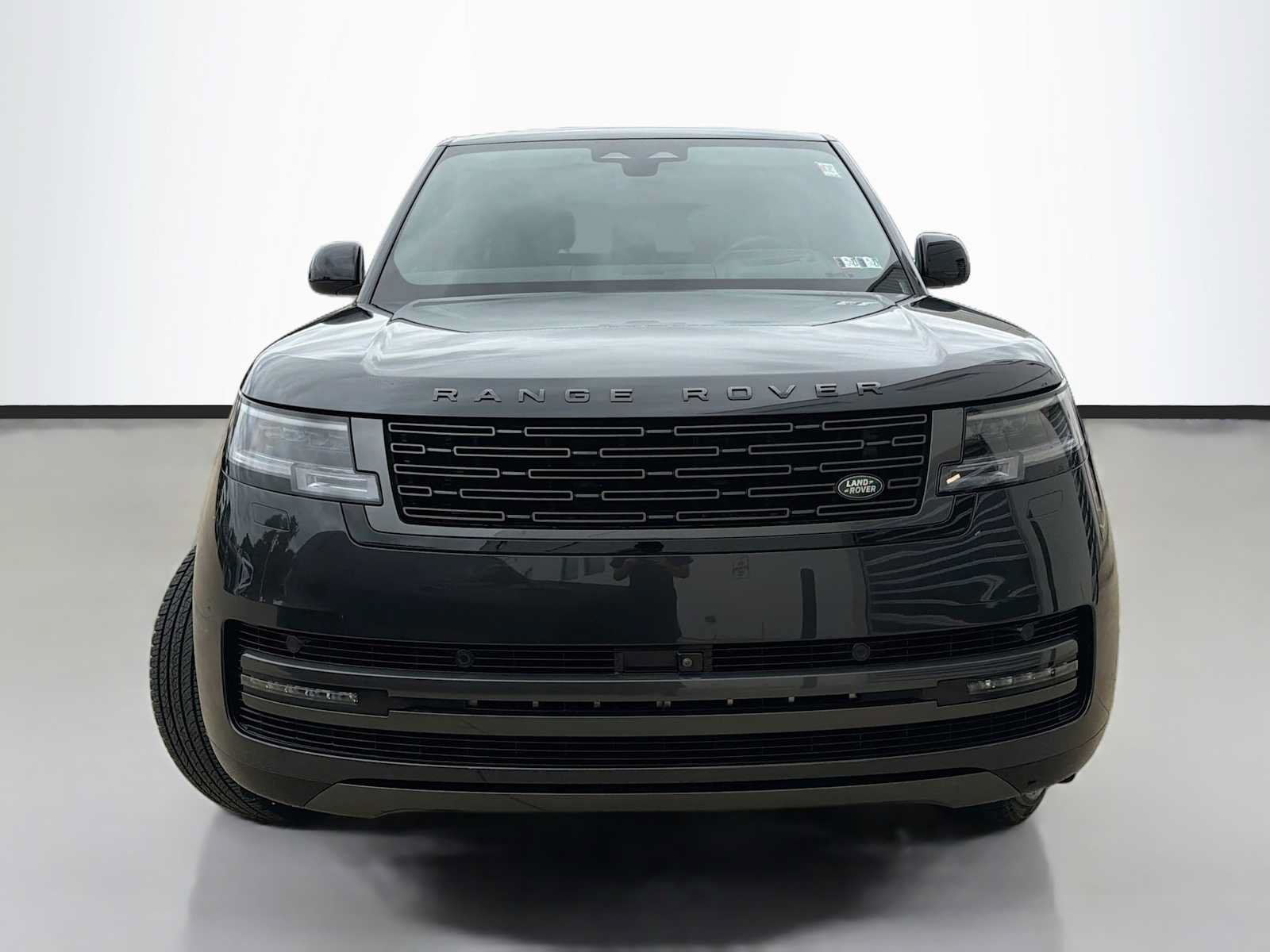 Certified 2024 Land Rover Range Rover SE AWD/4WD image 2